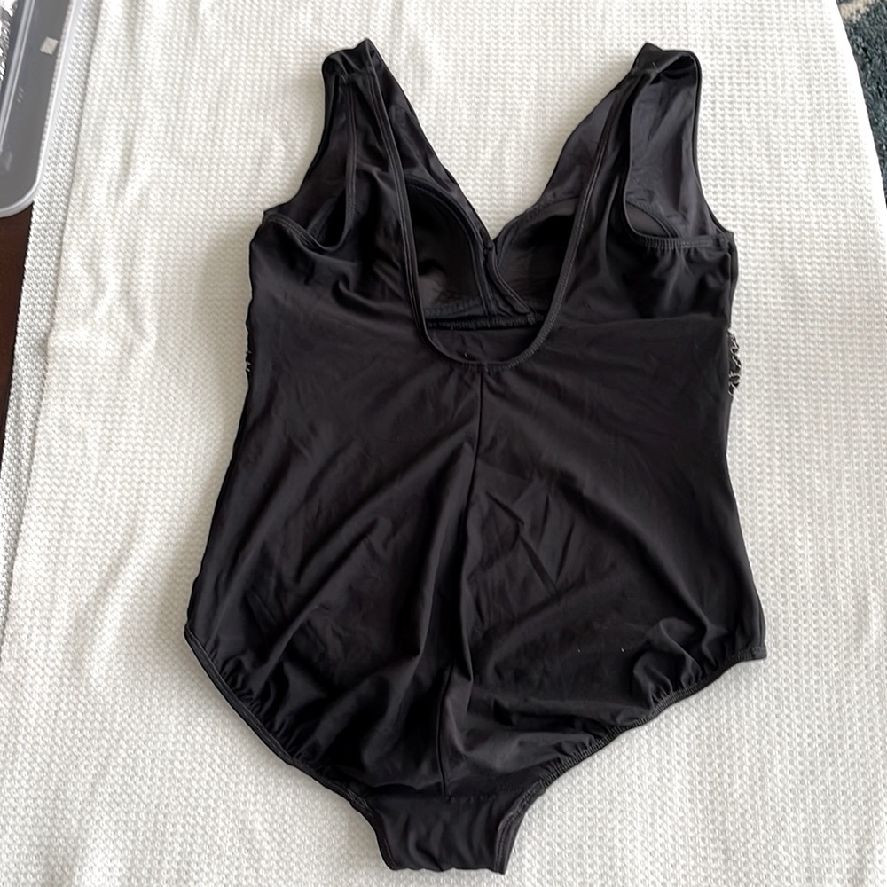 SWIMSUIT - Picture 3 of 3